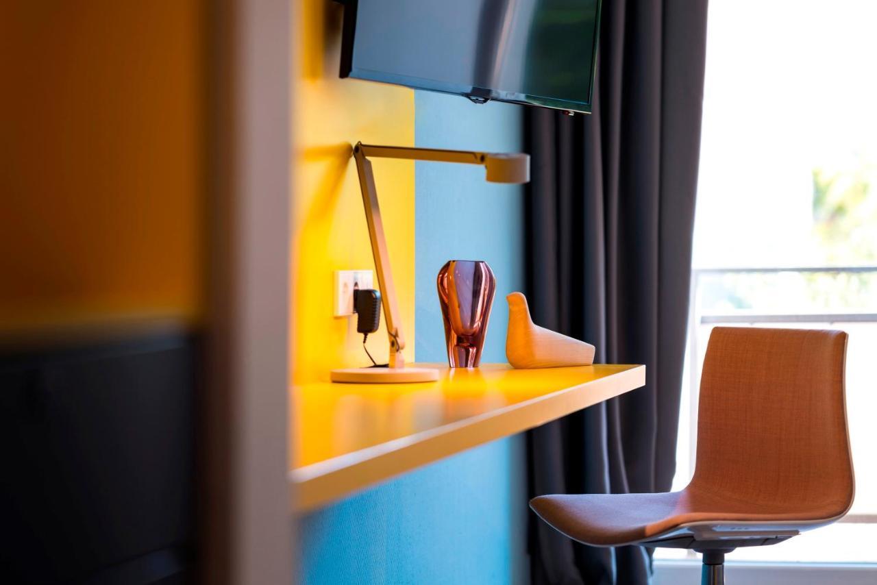 Das Eckert - Lifestyle Design Hotel & Fine Dining Bei Basel เกร็นซ์อัค-วีเลน ภายนอก รูปภาพ