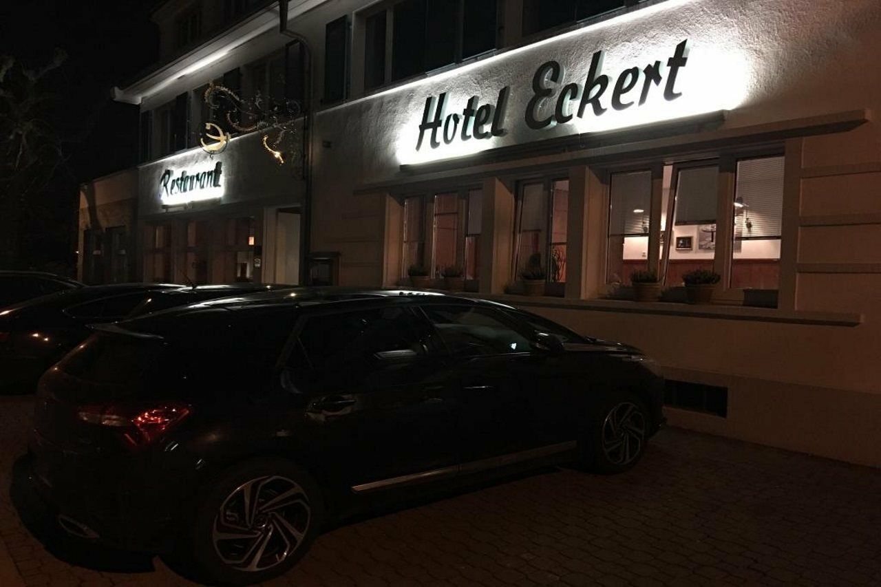 Das Eckert - Lifestyle Design Hotel & Fine Dining Bei Basel เกร็นซ์อัค-วีเลน ภายนอก รูปภาพ